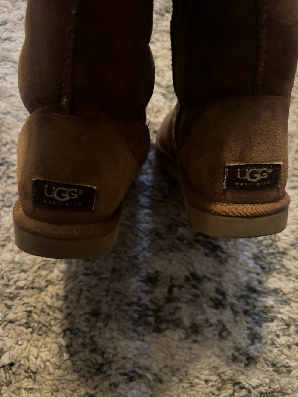 Women’s size 9 UGG boots - Picture 4 of 6